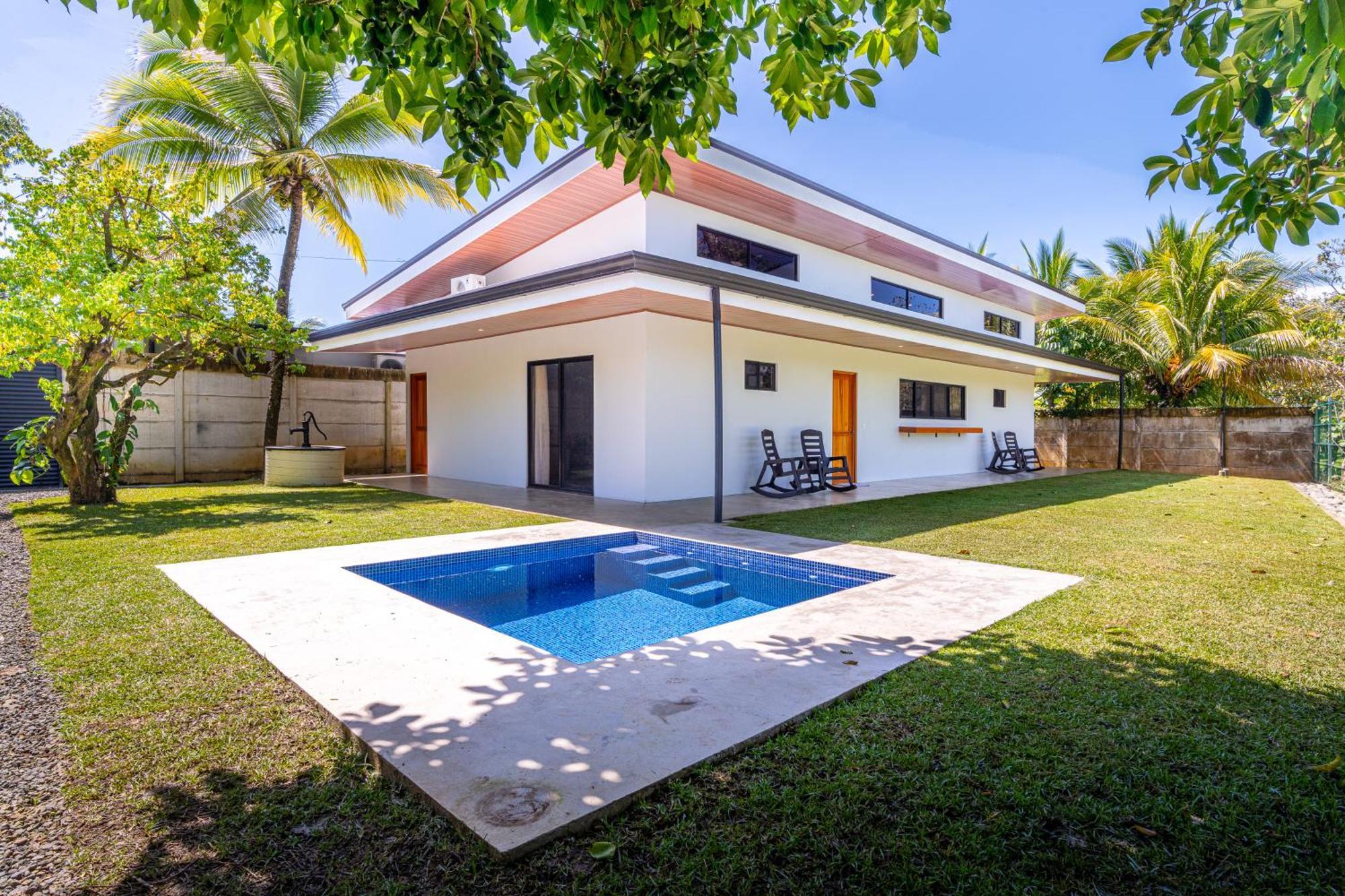 Сasa de vacaciones Luxury 2 Bedroom, Walking Distance To Uvita
